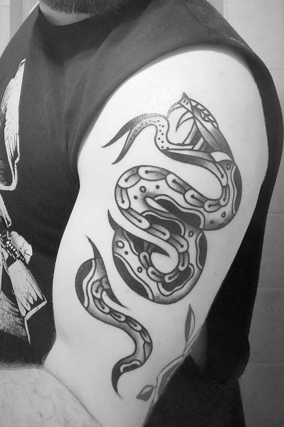 18 Best Old School Snake Tattoo Designs To Colouring Your Body