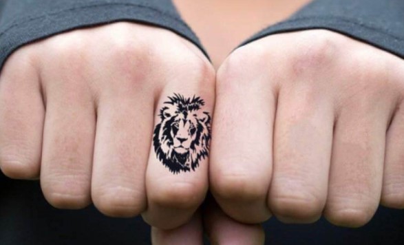 12+ Best Lion Tattoo Designs For Fingers - PetPress